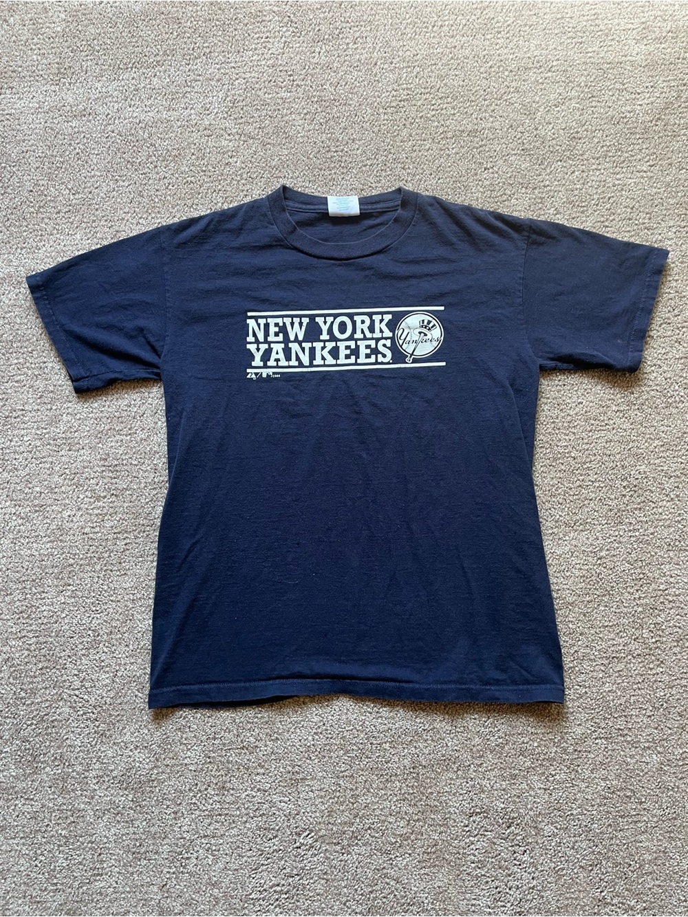 VTG 00’s / Y2K New York Yankees T-Shirt